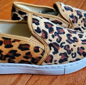 Cheetah print kids size 1 shoes NEW